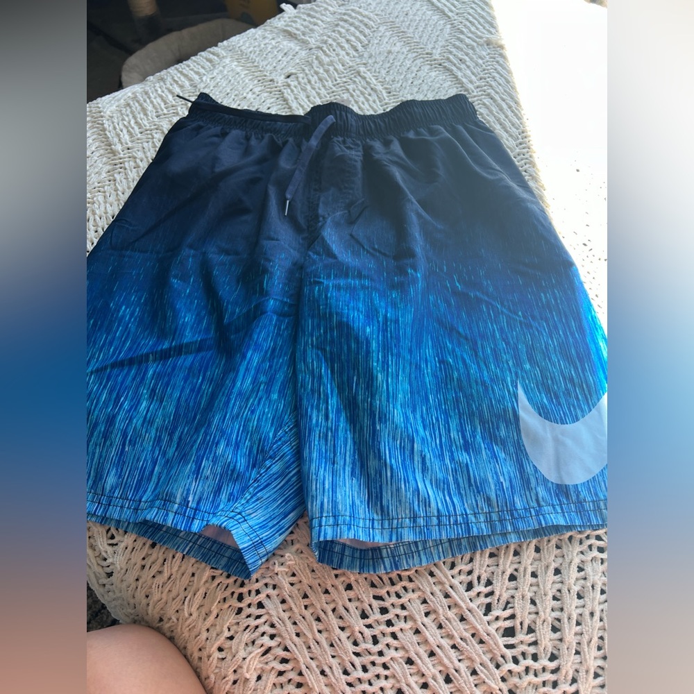 men’s nike swim trunks